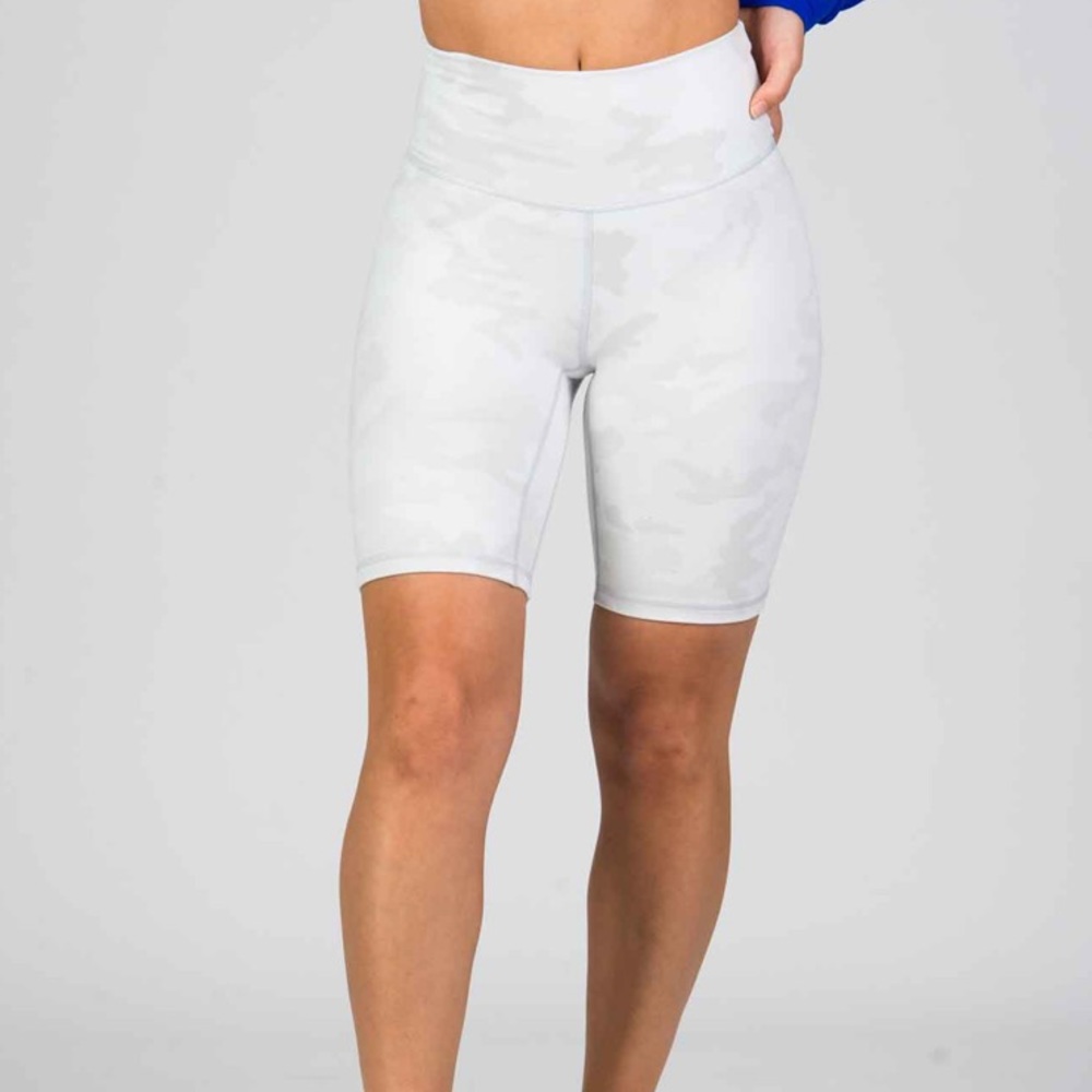 P’tula Stealth Bike Short White Camo 8”